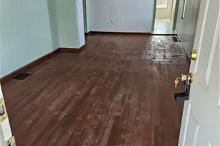 360 Edna St, East McKeesport, PA 15035 - Photo 2