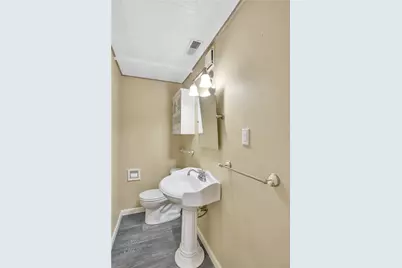 421 Rampart Blvd, Pittsburgh, PA 15068 - Photo 32