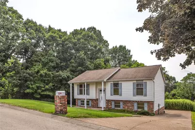 421 Rampart Blvd, Pittsburgh, PA 15068 - Photo 2