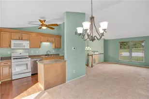 421 Rampart Blvd, Pittsburgh, PA 15068 - Photo 16