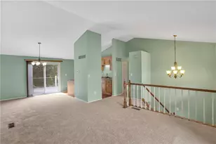 421 Rampart Blvd, Pittsburgh, PA 15068 - Photo 14