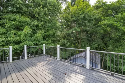 421 Rampart Blvd, Pittsburgh, PA 15068 - Photo 8