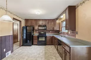 310 Todd Farm Rd, Rostraver, PA 15012 - Photo 16