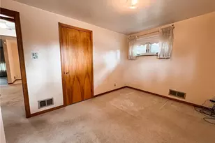 2218 Cypress Dr, White Oak, PA 15131 - Photo 16