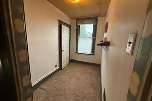 617 Florence Ave, Pittsburgh, PA 15202 - Photo 10
