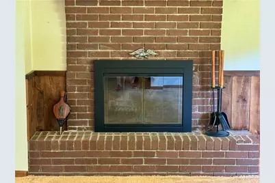 135 Hampton Ct, Twp of But SW, PA 16002 - Photo 6