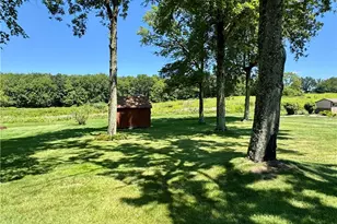 135 Hampton Ct, Twp of But SW, PA 16002 - Photo 28
