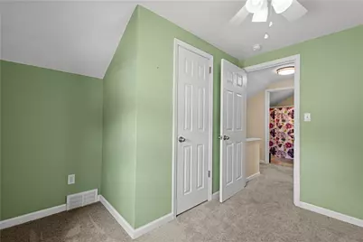 4756 Woodhill Dr, Munhall, PA 15120 - Photo 18