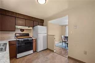 4756 Woodhill Dr, Munhall, PA 15120 - Photo 12
