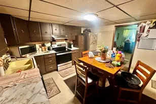 101 Center Ave, Dry Tav-Rices Landing, PA 15357 - Photo 4