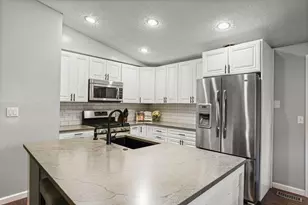 443 Deerfield Dr, Cranberry Township, PA 16066 - Photo 14