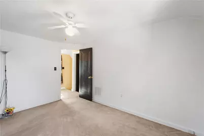 665 Mayville Ave, Pittsburgh, PA 15226 - Photo 16