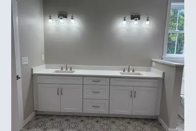 10073 Old Perry Hwy., Pittsburgh, PA 15090 - Photo 16