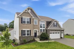 313 Regent Ct, McDonald, PA 15057 - Photo 2