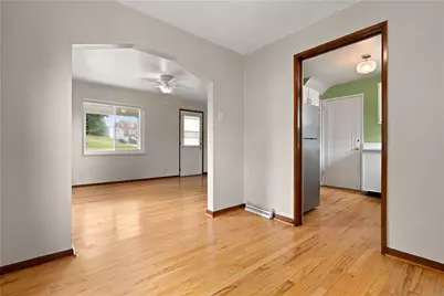 1581 Woodbine St, Pittsburgh, PA 15201 - Photo 8