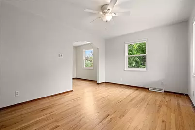 1581 Woodbine St, Pittsburgh, PA 15201 - Photo 6