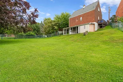 1581 Woodbine St, Pittsburgh, PA 15201 - Photo 32