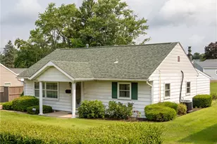 1916 South Dr, Hopewell Township, PA 15001 - Photo 2