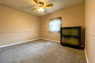 1916 South Dr, Hopewell Township, PA 15001 - Photo 20