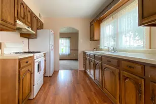 1916 South Dr, Hopewell Township, PA 15001 - Photo 10