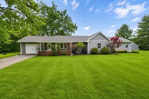 2890 Spencer Rd, Hermitage, PA 16148 - Photo 1