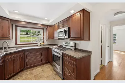 251 Horning Rd, Bethel Park, PA 15102 - Photo 10