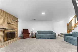 3269 Forest Rd, Bethel Park, PA 15102 - Photo 20