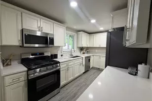 149 Eastminster Dr, Verona, PA 15147 - Photo 8