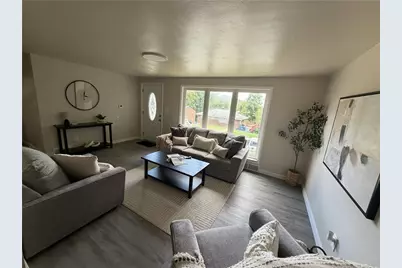 149 Eastminster Dr, Verona, PA 15147 - Photo 2