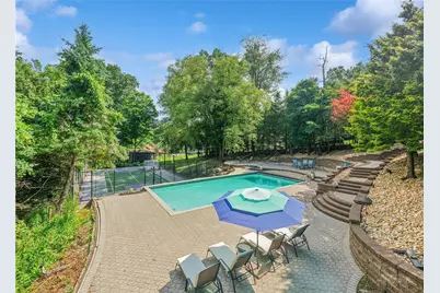 326 Red Oak Ct, Monroeville, PA 15146 - Photo 42