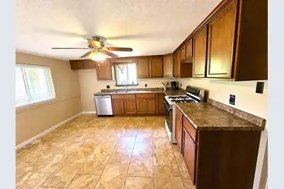1546 North Avenue, West Leechburg, PA 15656 - Photo 10