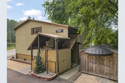 2560 Fairmount Church Rd, Pittsburgh, PA 15143 - Photo 6