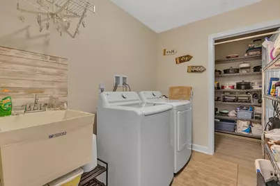 2022 S Links Avenue, Center Township, PA 16001 - Photo 28