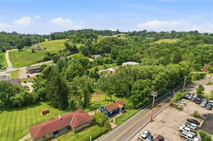 1048 Unity Center Rd, Pittsburgh, PA 15239 - Photo 32