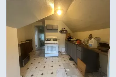 742 Chartiers Avenue, McKees Rocks, PA 15136 - Photo 18