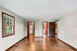 139 Alleyne Dr, Pittsburgh, PA 15215 - Photo 10