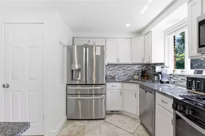 1635 Collins Ave, Jefferson Hills, PA 15025 - Photo 8