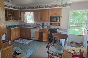 470 Glenridge Rd, Erie City, PA 16509 - Photo 12