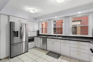 703 St James St, Pittsburgh, PA 15232 - Photo 16