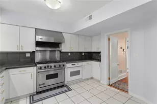 703 St James St, Pittsburgh, PA 15232 - Photo 18
