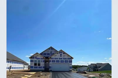 210 Muirfield Court, Center Township, PA 16001 - Photo 2
