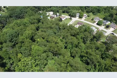 00 Mendip, South Park, PA 15129 - Photo 14