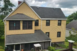 915 Border Ave, Ellwood City, PA 16117 - Photo 2