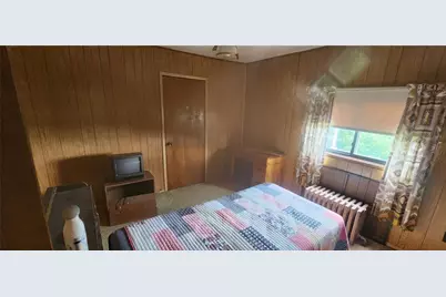 915 Border Avenue, Ellwood City, PA 16117 - Photo 32