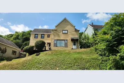 915 Border Avenue, Ellwood City, PA 16117 - Photo 1