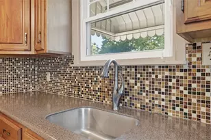 807 Norwood Ave, Pittsburgh, PA 15202 - Photo 10