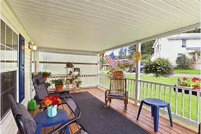 166 Waterloo St, Somerset Township, PA 15541 - Photo 4