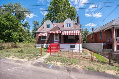127 Waddell Ave, Clairton, PA 15025 - Photo 2