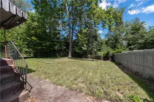 127 Waddell Ave, Clairton, PA 15025 - Photo 4