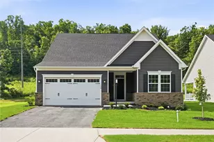 148 Settlers Grove Blvd, Zelienople, PA 16063 - Photo 1